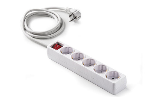 BASE MULTIPLE ECO FAMATEL CABLE 1.5 M 5 TT C/INTERRUPTOR
