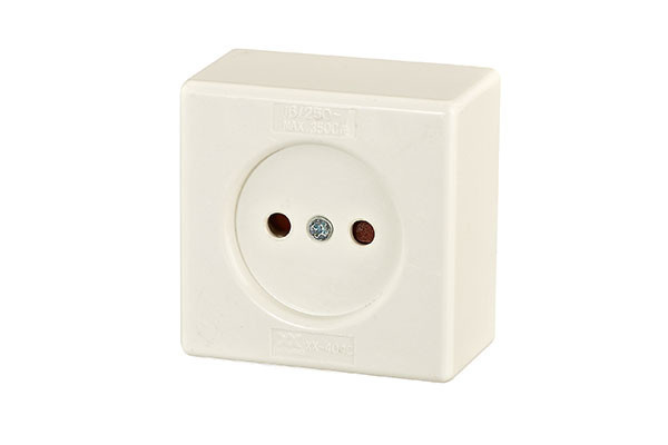 BASE SIN TT SUPERFICIE 10A 250V BLANCA BRIXO SUPERFICIE  800286