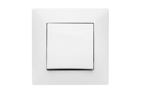 SERIE 9000: PULSADOR 10A-250V FAMATEL HABITAT 15 BLANCO 9110