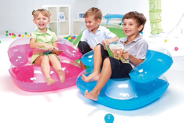 SILLON HINCHABLE NIÑO TRANSPARENTE 76X76 BESTWAY